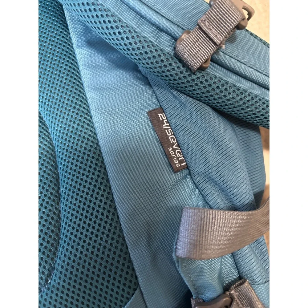 Osprey Backpack Questa 24/Seven Series Teal Blue Hiking Commute Travel Laptop
